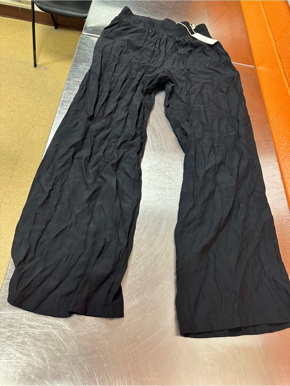 Women’s NWT Grade & Gather Black Wide-Leg Flowy Pants - Size Small